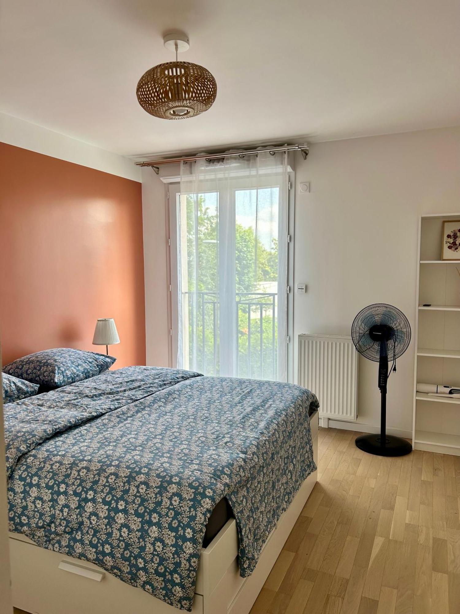 Elegant Appartement Minimaliste Entre Paris Et Disney Noisy-le-Grand Ngoại thất bức ảnh